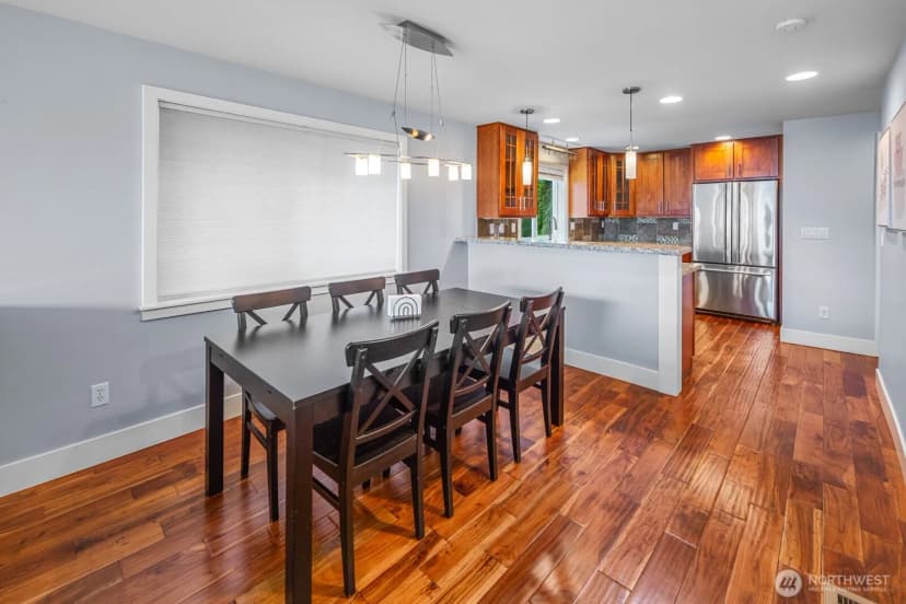Property photo for 215 A 26th Avenue E, Seattle photo 10
