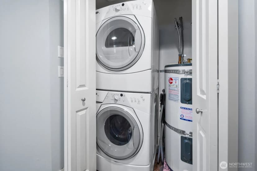 Property photo for 215 A 26th Avenue E, Seattle photo 18