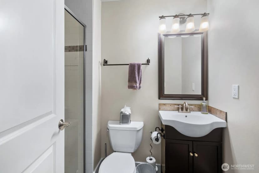 Property photo for 215 A 26th Avenue E, Seattle photo 21