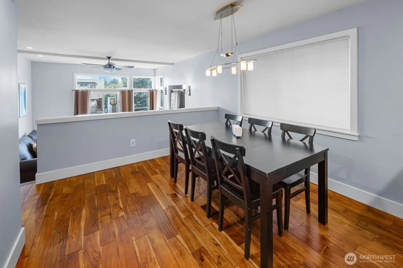 Property photo for 215 A 26th Avenue E, Seattle photo 11
