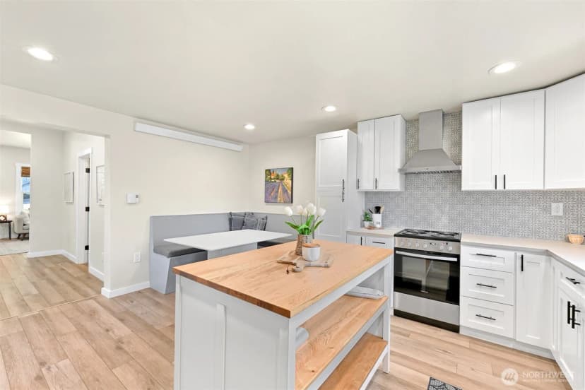 Property photo for 1027 21st Street, Bellingham photo 6