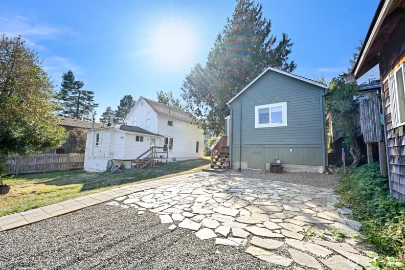 Property photo for 1027 21st Street, Bellingham photo 26