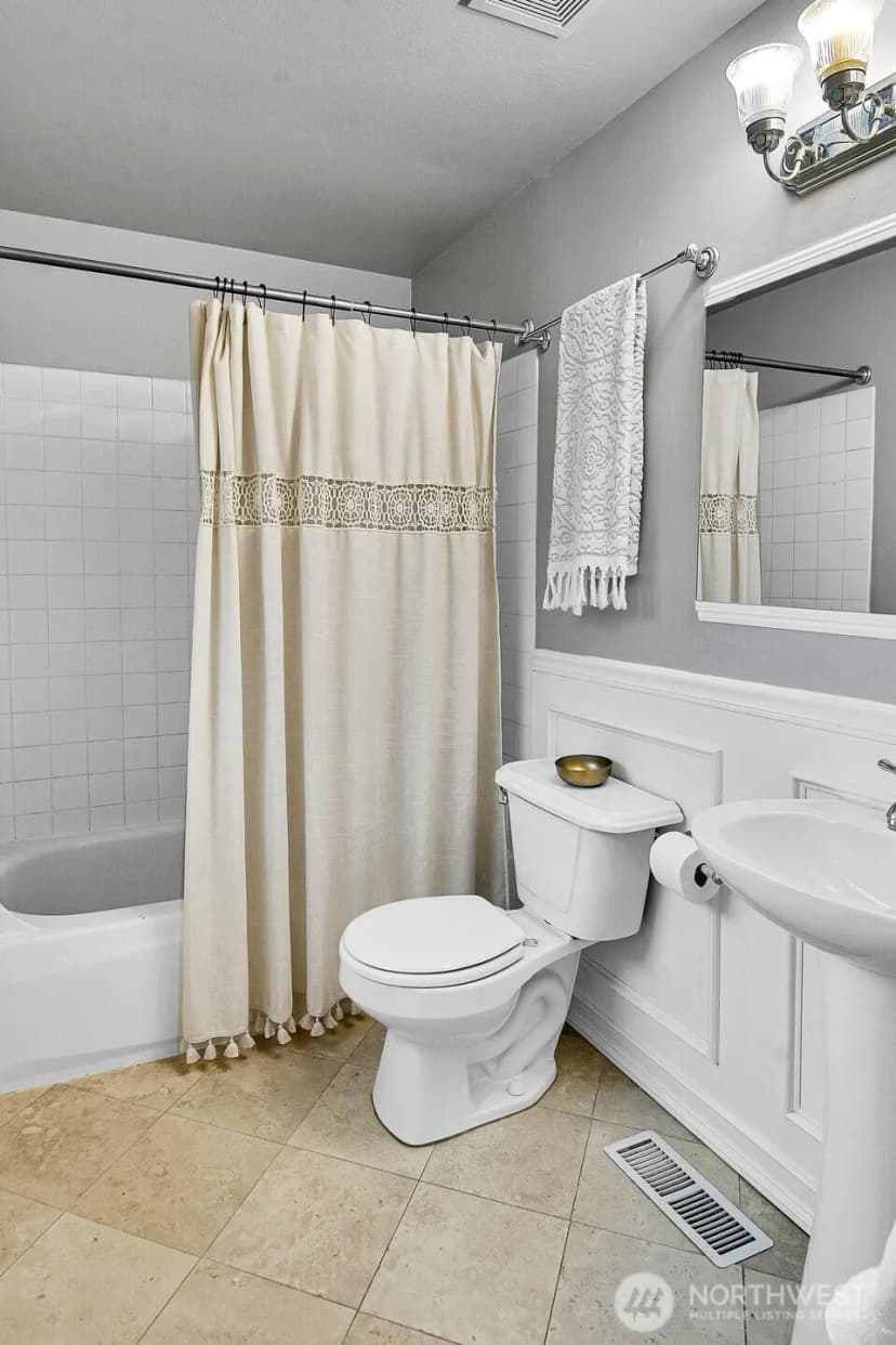 Property photo for 6324 183rd Place Sw, Lynnwood photo 11