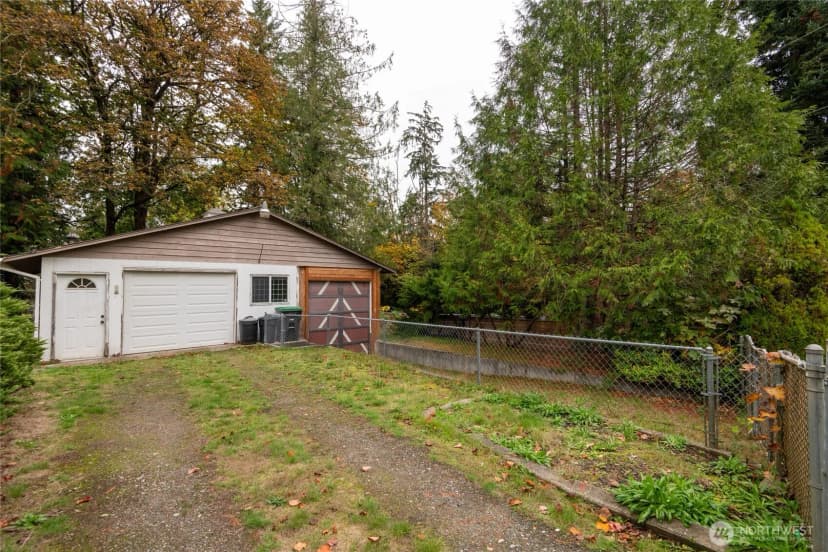 Property photo for 22215 Se 272nd Place, Maple Valley photo 2