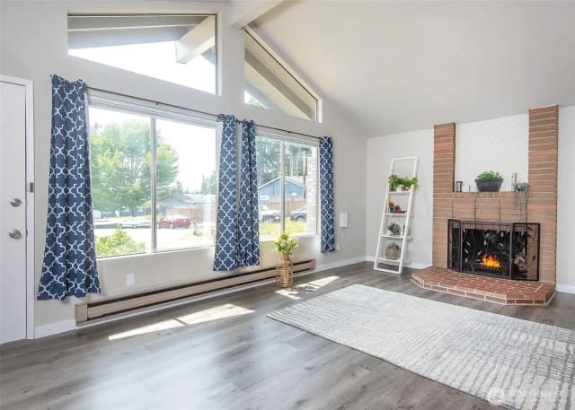 Property photo for 9610 Belmont Drive, Everett photo 3