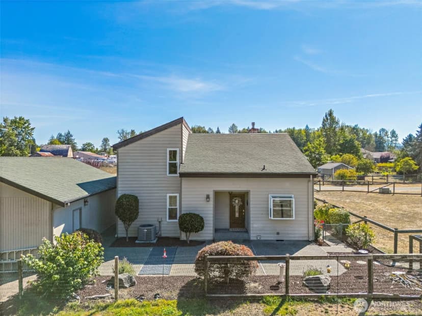 Property photo for 6704 224th Street E, Spanaway photo 5