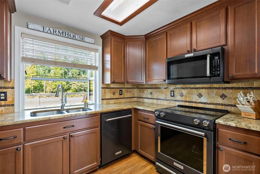 Property photo for 6704 224th Street E, Spanaway photo 19