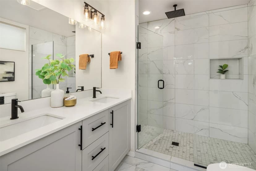 Property photo for 1120 16th Avenue #c, Seattle photo 9