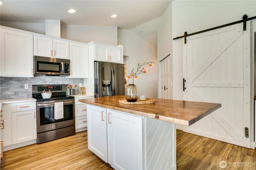 Property photo for 9415 62nd Avenue Ct E, Puyallup photo 6
