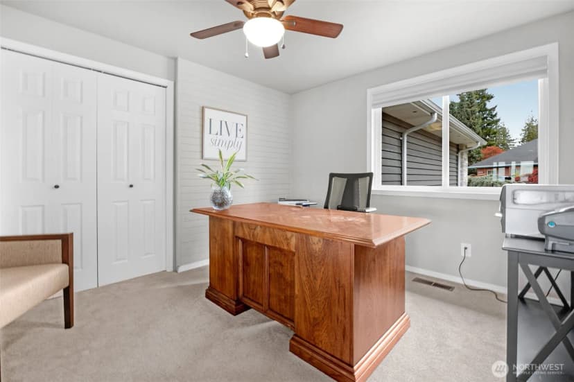 Property photo for 12551 Wedgewood Drive, Burlington photo 15