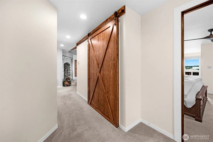 Property photo for 12551 Wedgewood Drive, Burlington photo 16