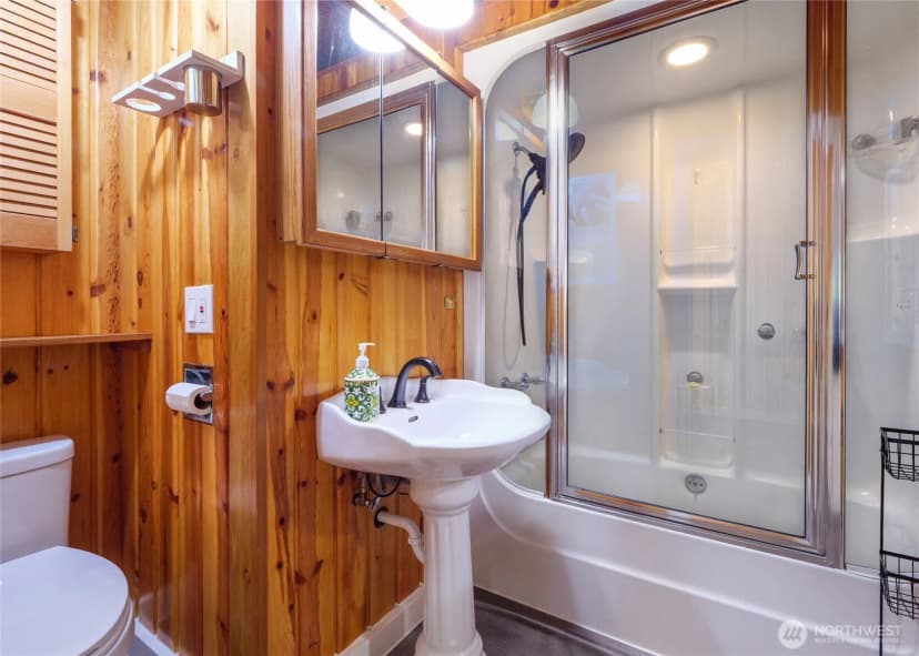 Property photo for 205 Winterhaven Drive, Port Angeles photo 18
