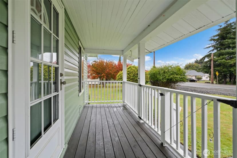 Property photo for 944 Willapa Road, Raymond photo 6