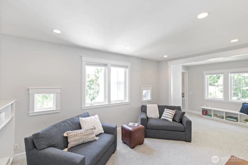 Property photo for 737 Village Circle Nw, Bainbridge Island photo 23
