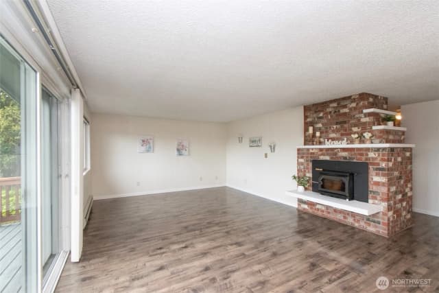 Property photo for 241 Bay View Street, Sequim photo 4