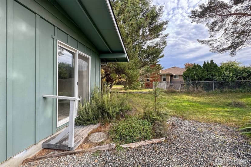 Property photo for 241 Bay View Street, Sequim photo 28