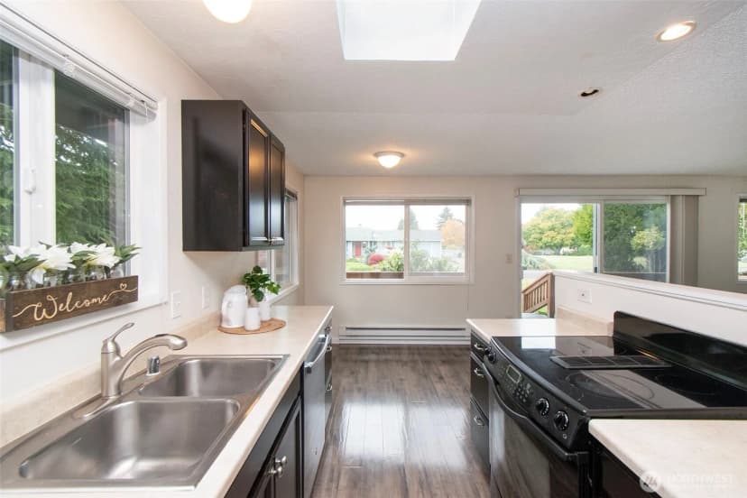 Property photo for 241 Bay View Street, Sequim photo 9