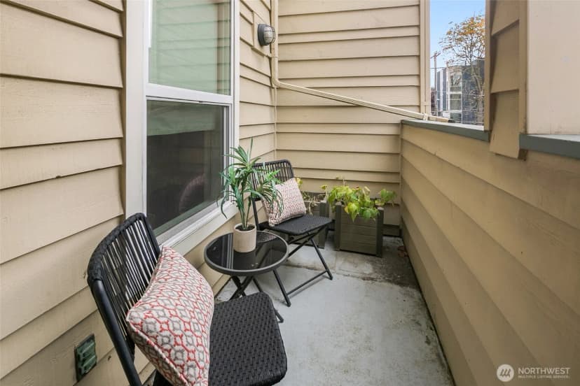 Property photo for 1717 16th Avenue #24, Seattle photo 23