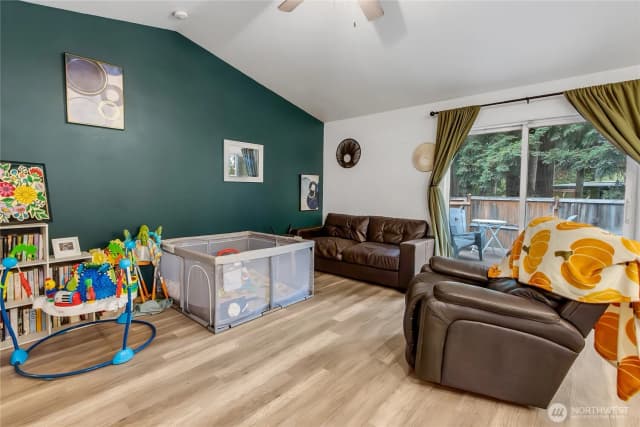 Property photo for 18011 Clear Lake Blvd Se, Yelm photo 5
