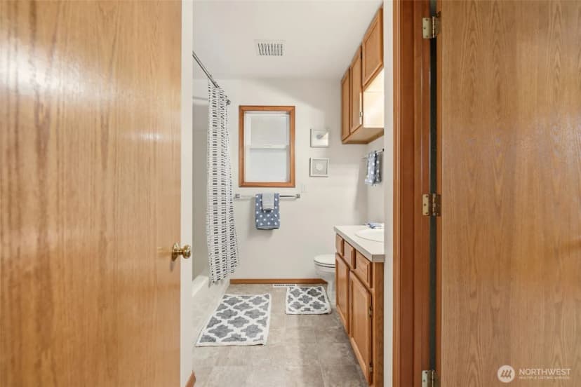 Property photo for 143 S 44th Street, Bellingham photo 24