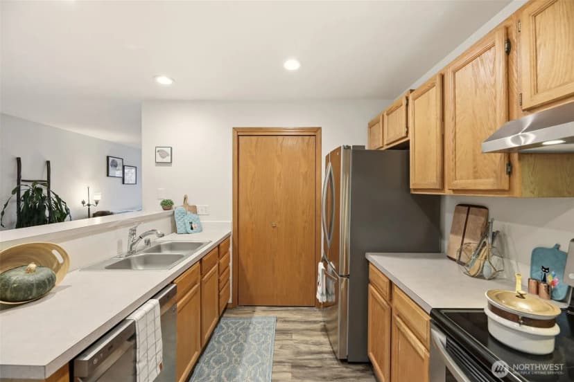 Property photo for 143 S 44th Street, Bellingham photo 15
