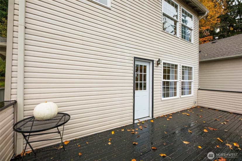 Property photo for 143 S 44th Street, Bellingham photo 17