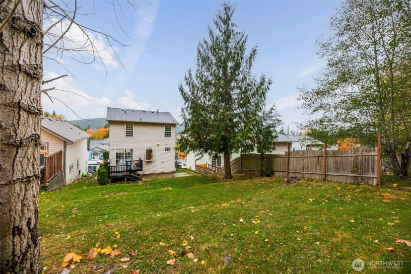 Property photo for 143 S 44th Street, Bellingham photo 33