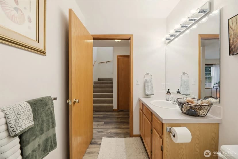 Property photo for 143 S 44th Street, Bellingham photo 6