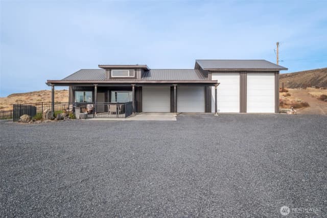 Property photo for 21489 State Highway 17n, Soap Lake photo 4