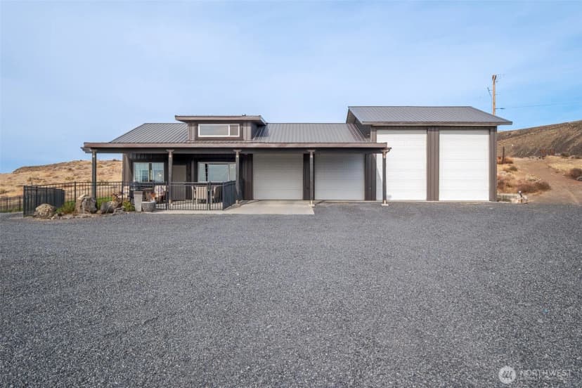 Property photo for 21489 State Highway 17n, Soap Lake photo 4