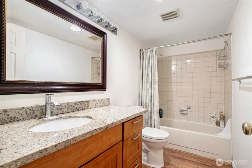 Property photo for 611 Sw 5th Court #a206, Renton photo 18