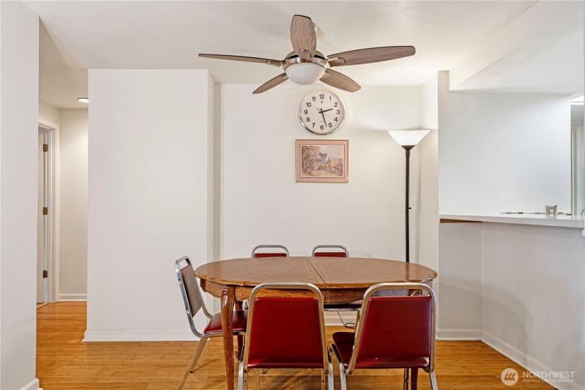 Property photo for 611 Sw 5th Court #a206, Renton photo 6