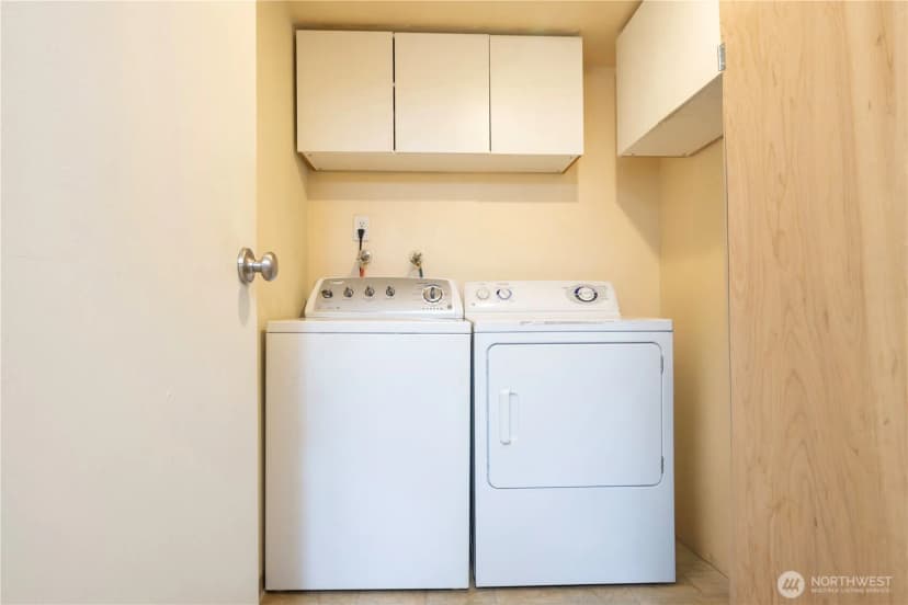 Property photo for 611 Sw 5th Court #a206, Renton photo 19
