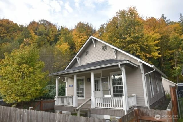 Property photo for 7490 Mill Avenue, Concrete
