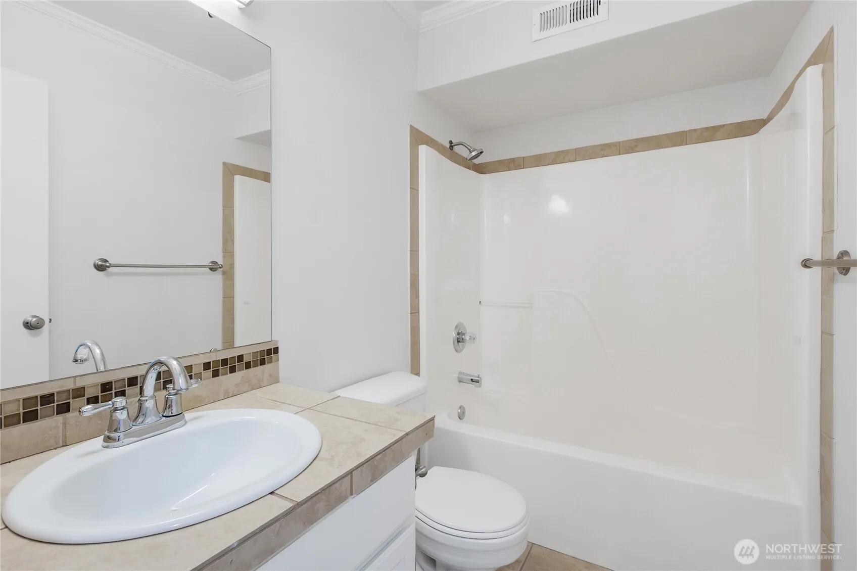 Property photo for 1117 S 90th Street Ct, Tacoma photo 8
