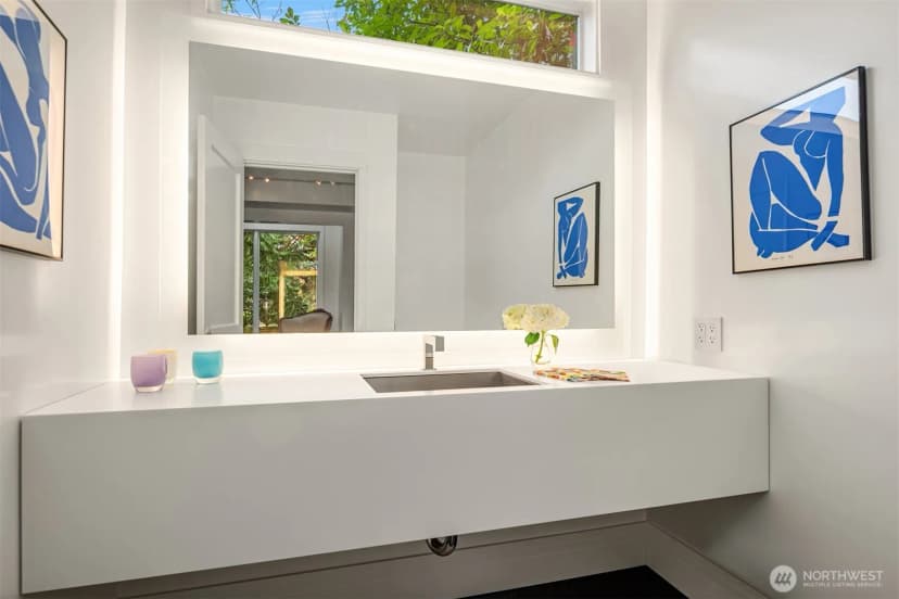 Property photo for 1615 39th Avenue E, Seattle photo 14