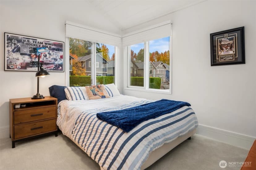 Property photo for 1615 39th Avenue E, Seattle photo 24