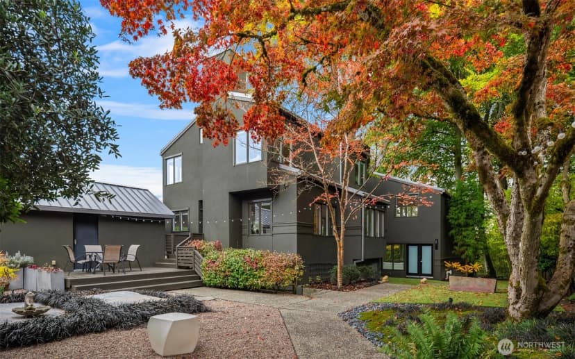 Property photo for 1615 39th Avenue E, Seattle photo 13