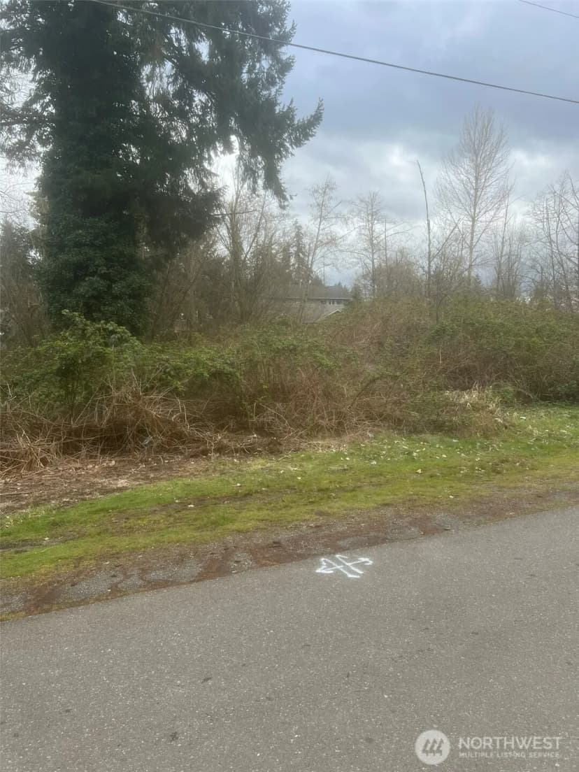 Property photo for 1318 130th Street Se #a, Everett photo 2
