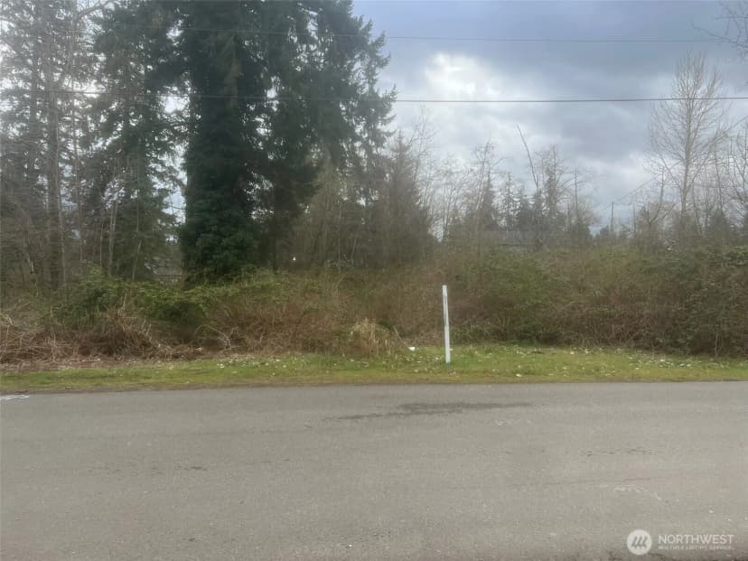 Property photo for 1318 130th Street Se #a, Everett