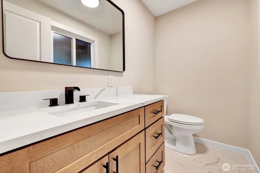 Property photo for 317 S 116th Street, Burien photo 12