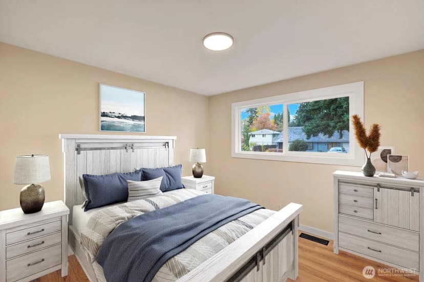 Property photo for 317 S 116th Street, Burien photo 11