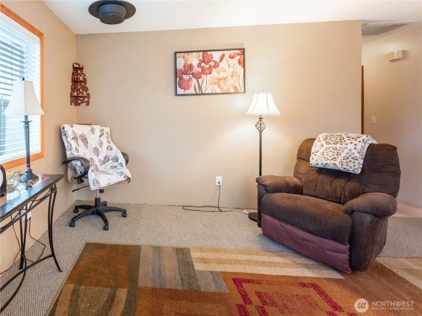Property photo for 5 Delaware Avenue, Rock Island photo 7