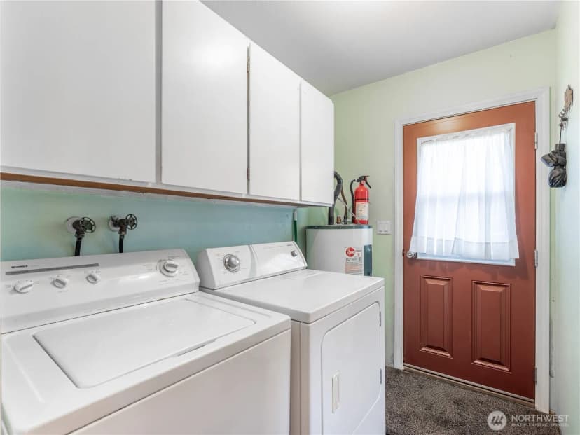Property photo for 5 Delaware Avenue, Rock Island photo 23