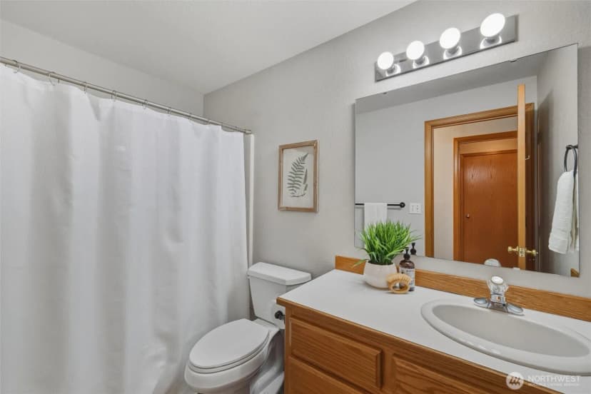 Property photo for 1172 Edgewater Lane, Lynden photo 34