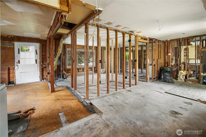 Property photo for 7709 29th Street W, University Place photo 9