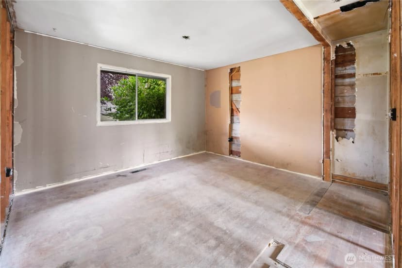 Property photo for 7709 29th Street W, University Place photo 11