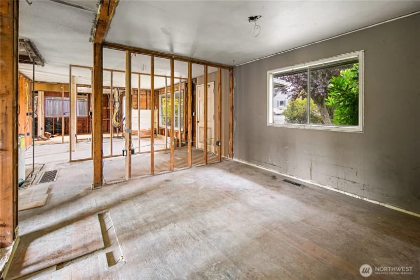 Property photo for 7709 29th Street W, University Place photo 10