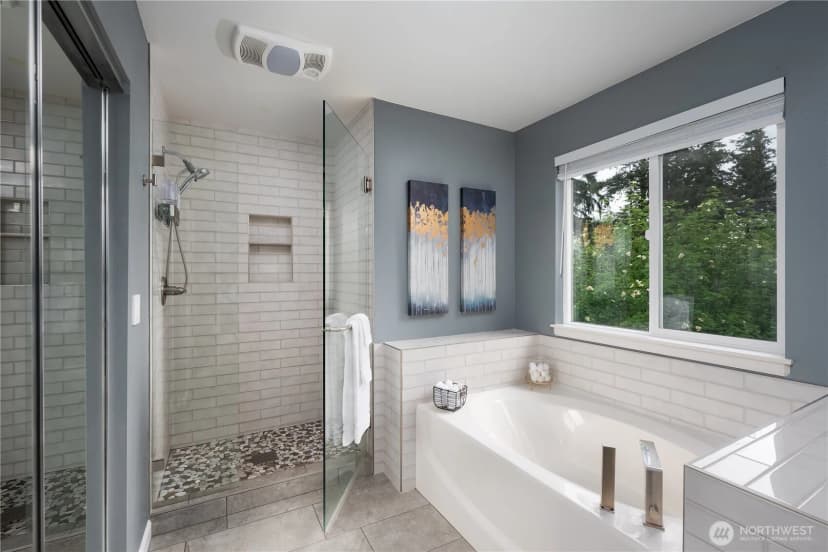 Property photo for 9702 S 230th Place, Kent photo 18