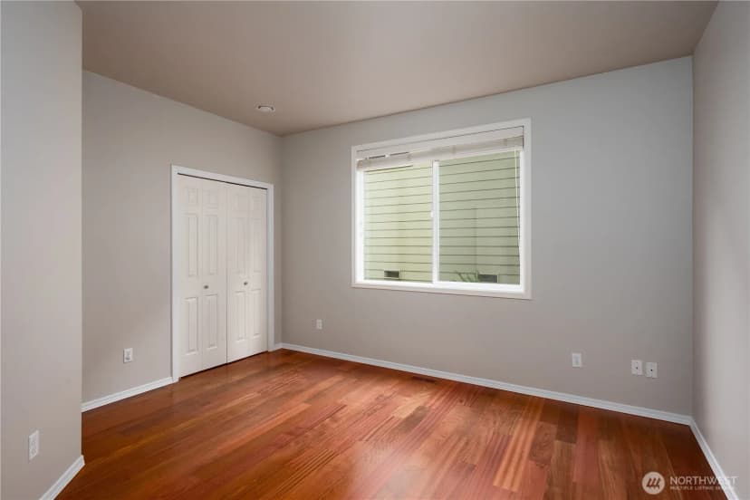 Property photo for 9702 S 230th Place, Kent photo 12